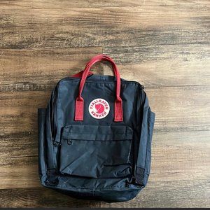 Like New FJALLRAVEN KANKEN Bag